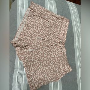 Stars above sleep, shorts, size large